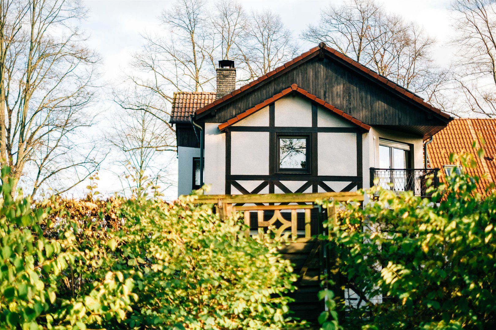 street-and-houses-in-marl-stadt-in-germany