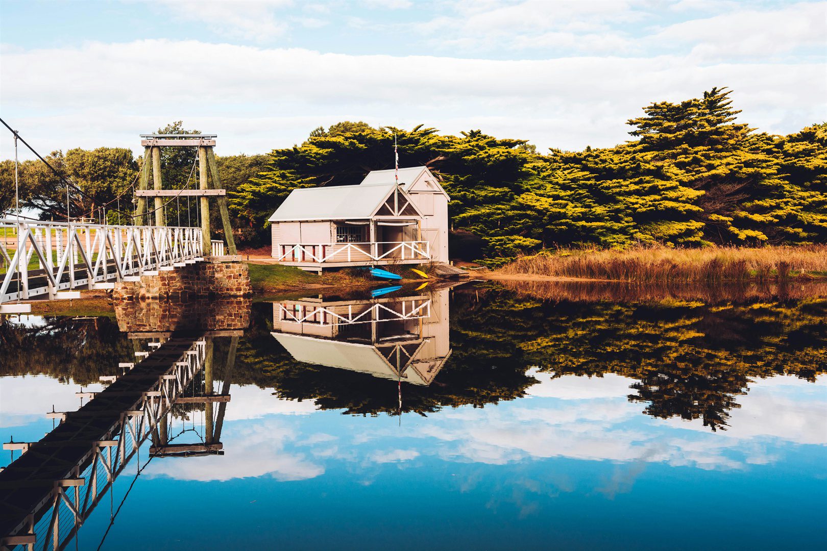 boathouse-on-the-lake