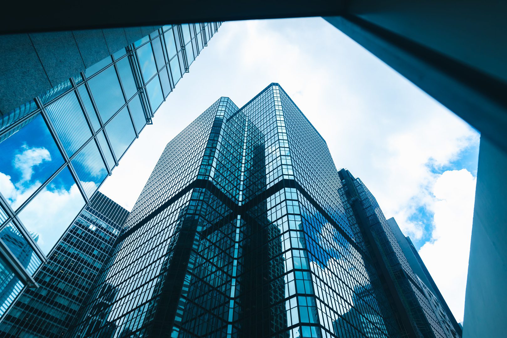 skyscraper-building-in-hong-kong-city-view