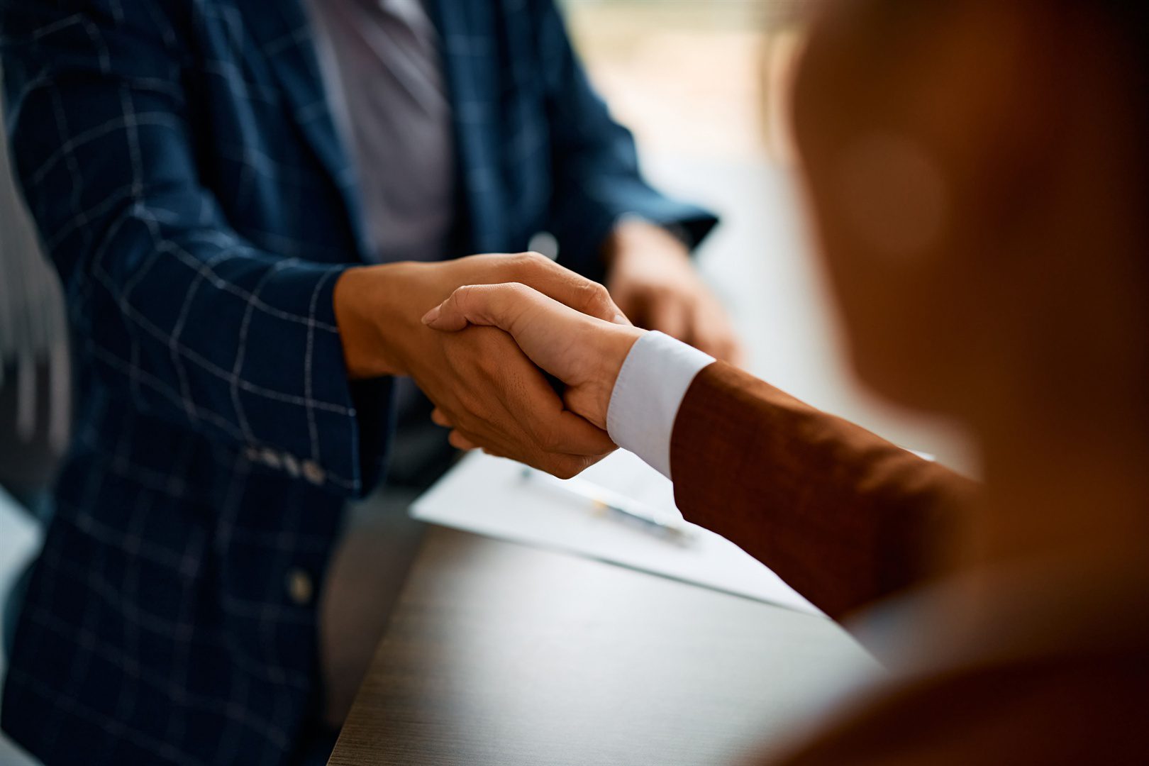 close-up-of-business-people-shaking-hands