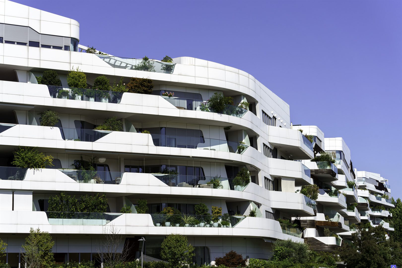 milan-italy-residential-hadid-buildings-modern