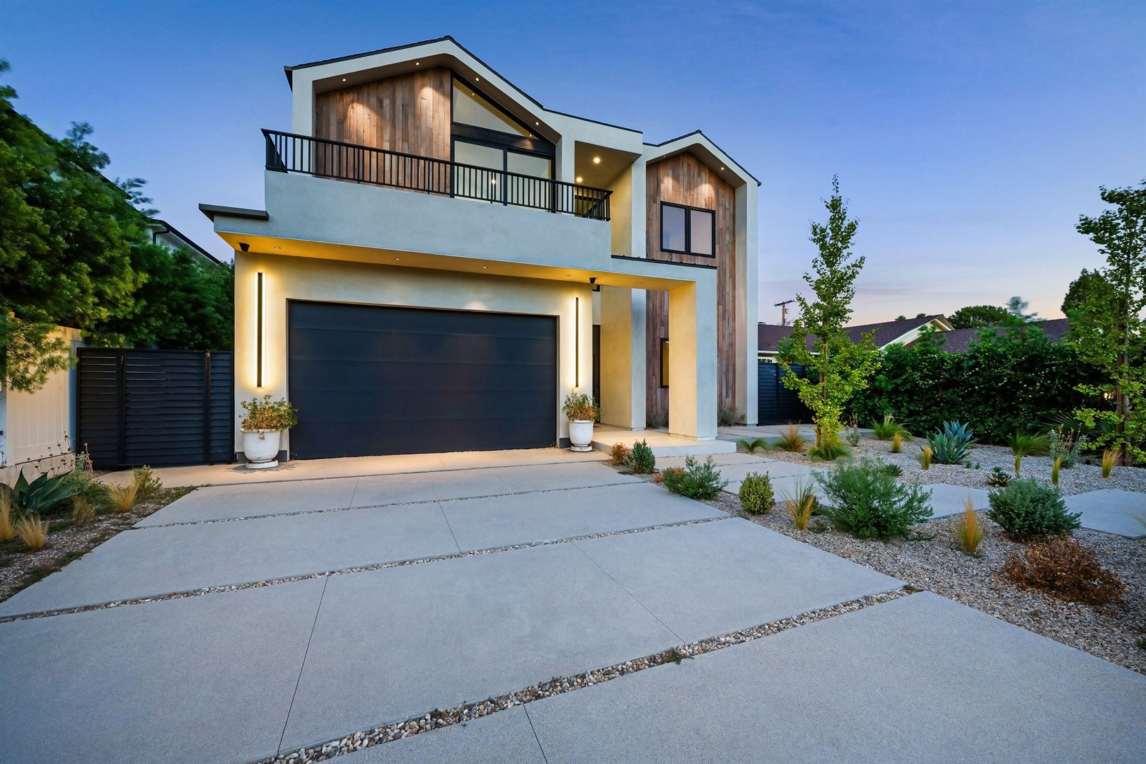 modern-two-story-house-with-sleek-design